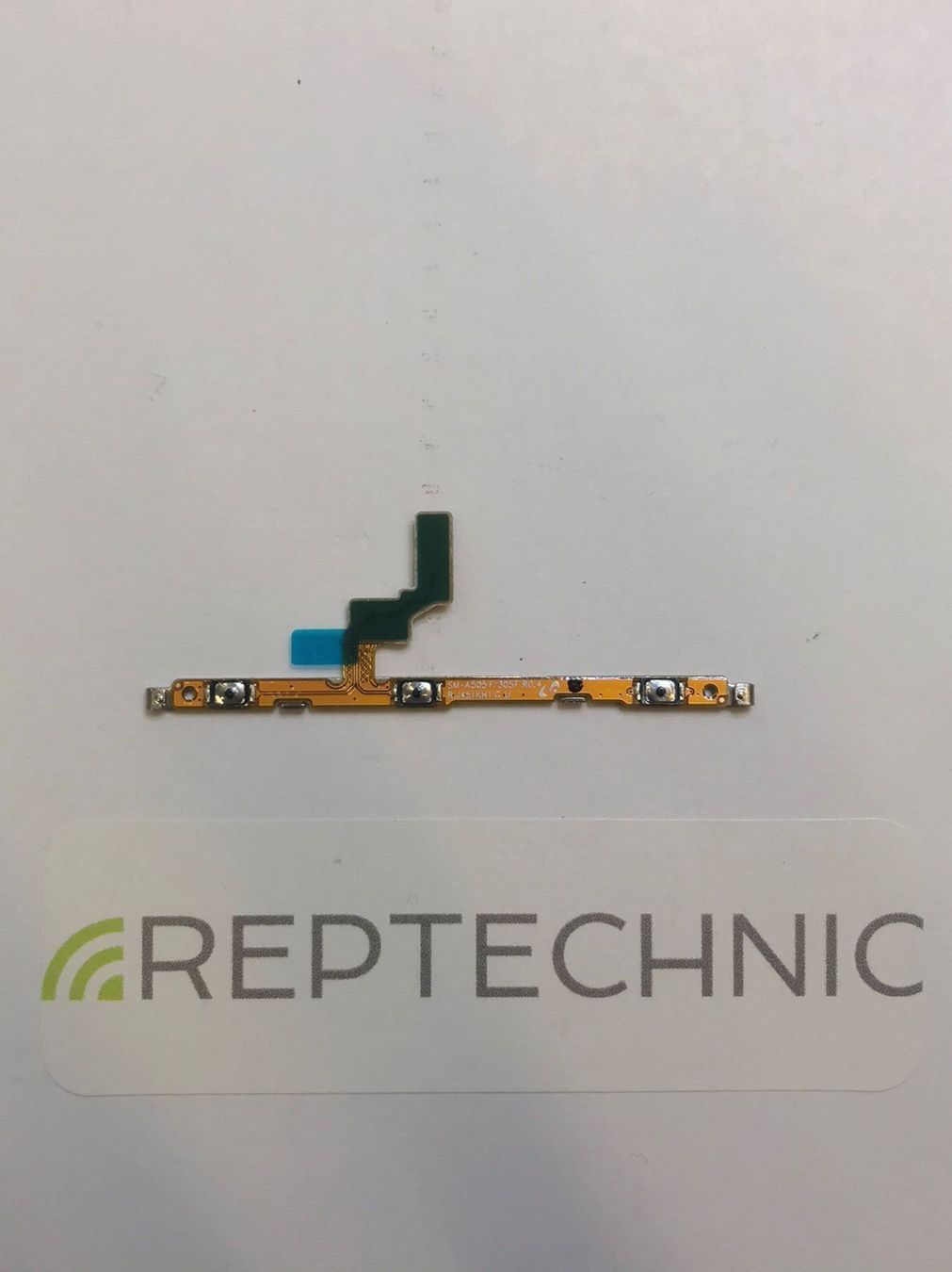 Samsung Telefoni cellulari / Smartphones: Samsung Galaxy A70 Power Volume Flex – Nuovo e nell'imballaggio originale da bern venduto da reptechnic