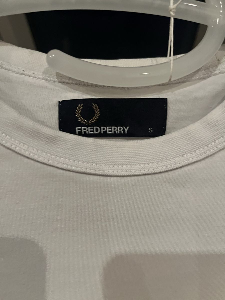 Fred Perry T-Shirts: Fred Perry T-Shirt Gr. S – Gebraucht aus Otelfingen von Denis_ZH 2