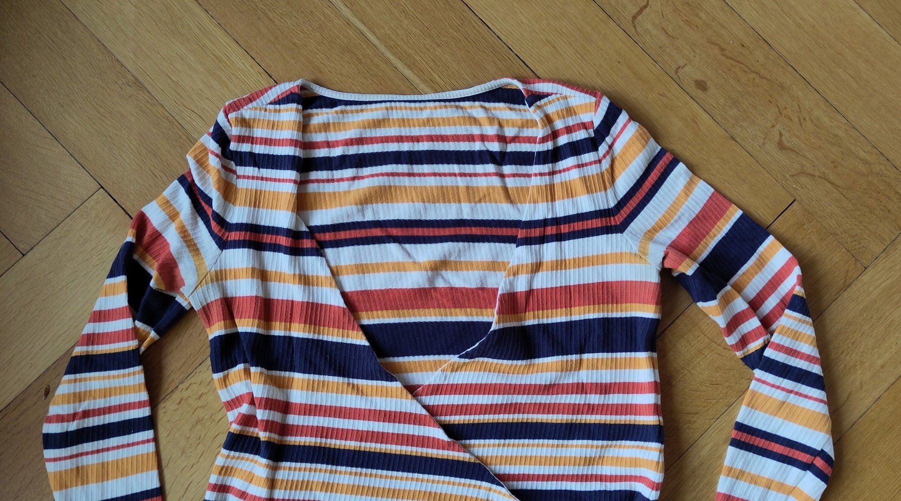Sezane Top: Sézane Cache-coeur Adela – Usato da Genève venduto da clairedupraz 1
