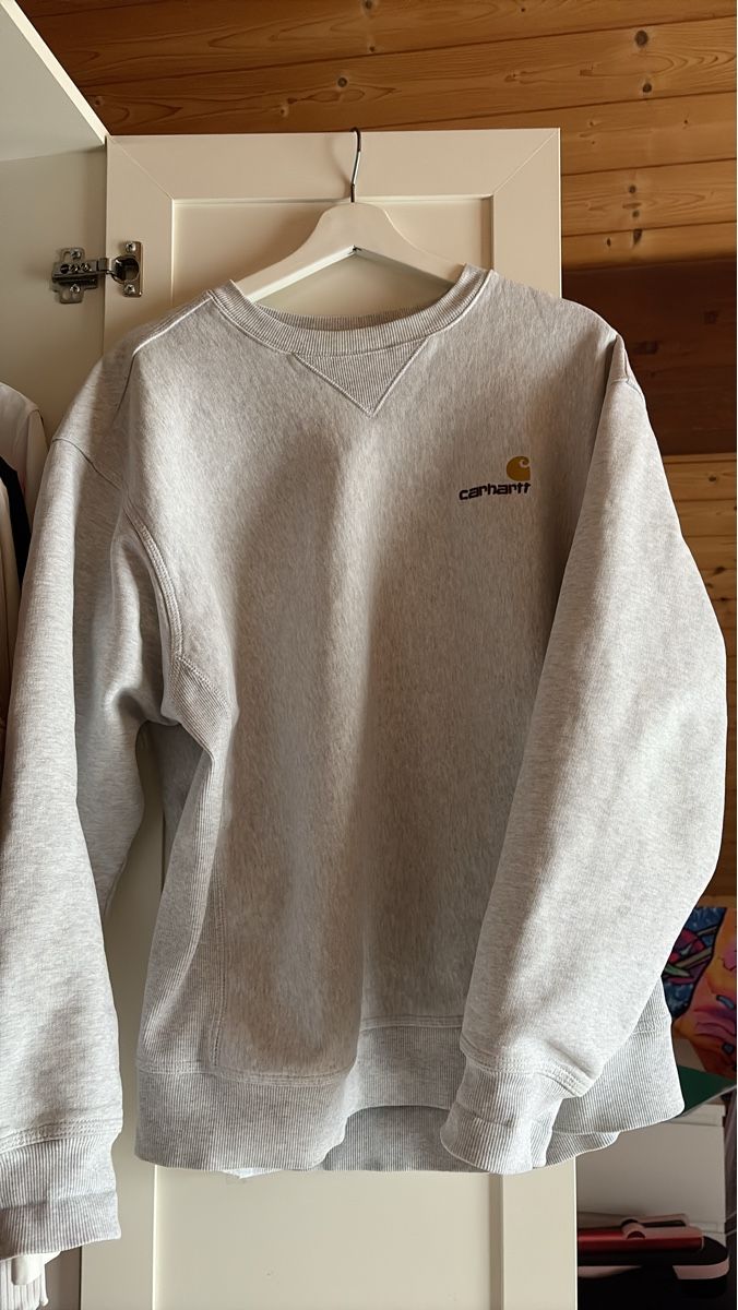 Carhartt Maglioni & Felpe: Grauer Carhartt Pullover L – Usato da Gipf-Oberfrick venduto da sid_h5fn