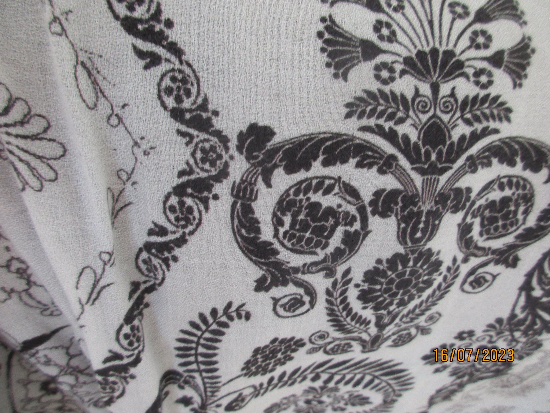 Bottega Veneta Blusen: Bottega Shirt 38 -40 wunderschön – Gebraucht aus Ottenbach von Claurin 4