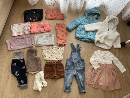 Lot d'habits hiver fille taille 74