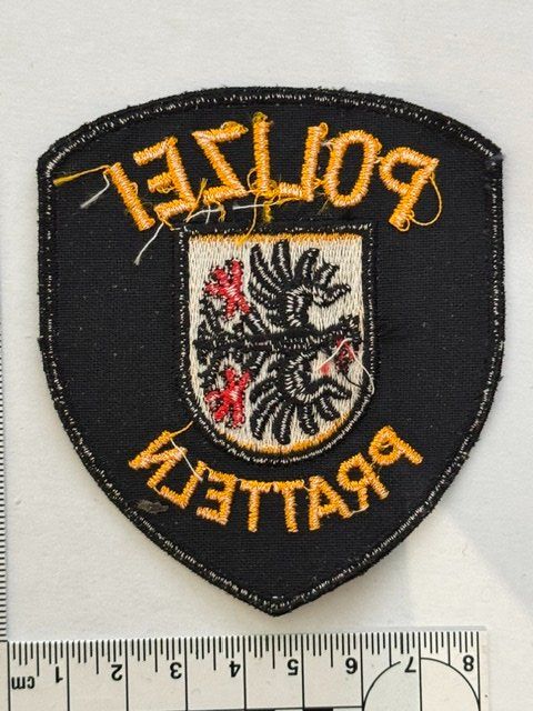 Placchette & Badge: 1 Polizei Abzeichen Polizei Pratteln/BL – Nuovo (secondo la descrizione) da Zürich venduto da Policepatch 1