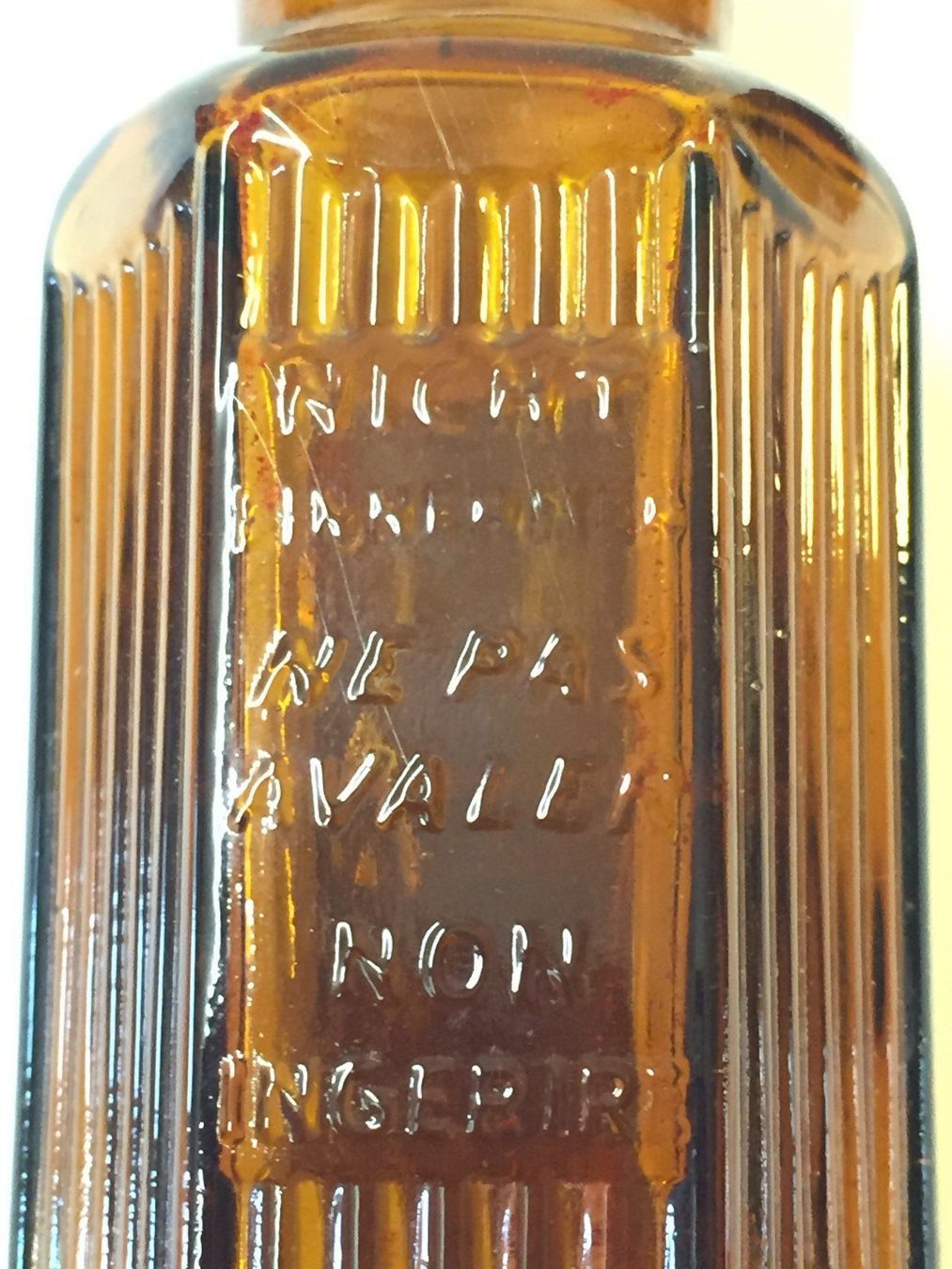Accessori da laboratorio: Antike Apotkekerflasche mit Glasdeckel – Usato da Schaffhausen venduto da vintageworld 6