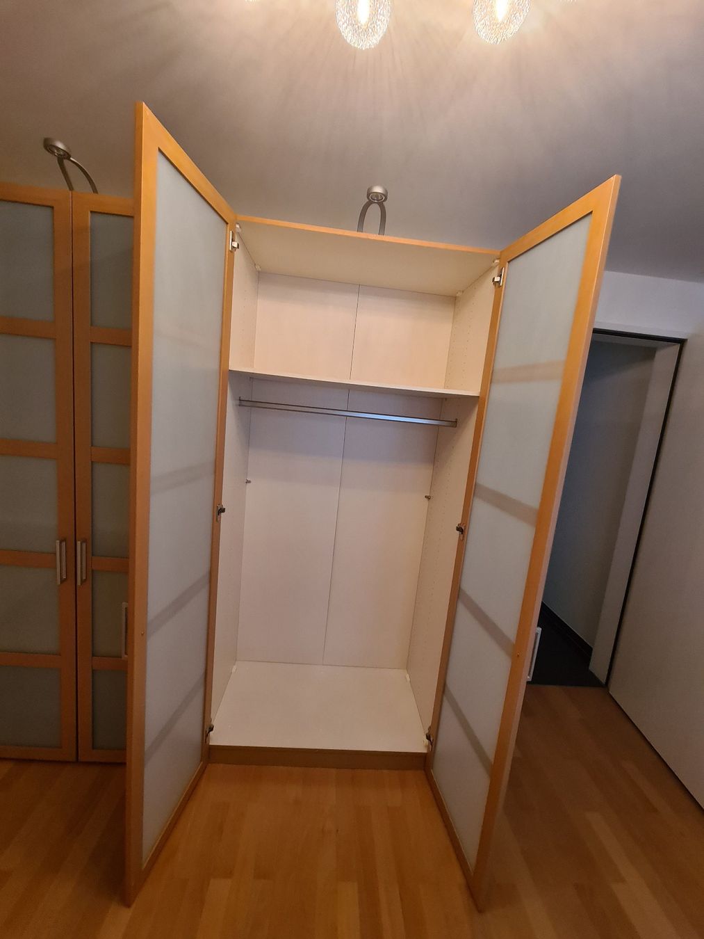 Armadi: Kleiderschrank – Usato da Oetwil an der Limmat venduto da Limmi89 1