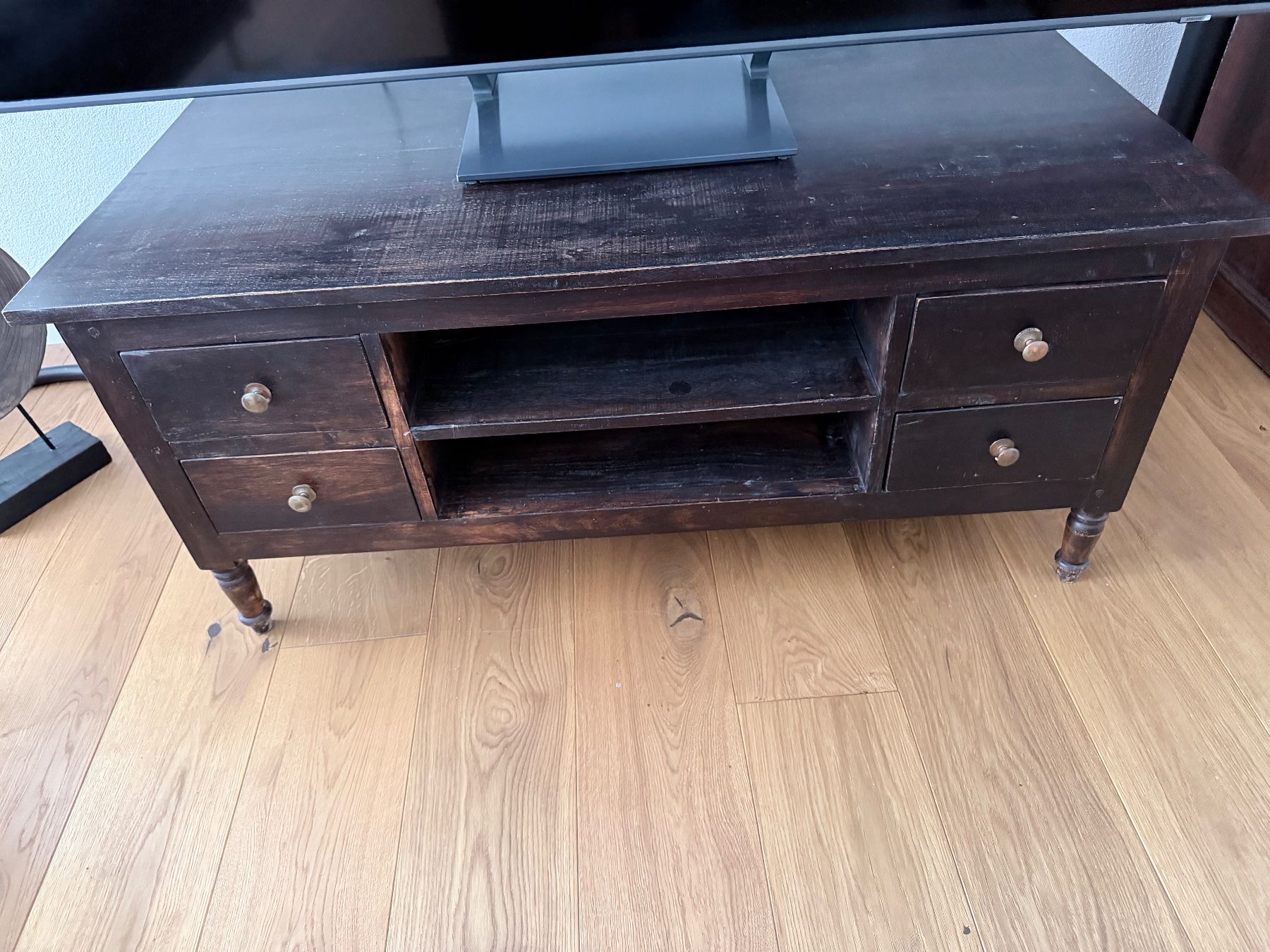 Mobili TV: TV-Möbel/Sideboard aus Holz mit Schubladen – Usato da Emmetten venduto da pattiko 1