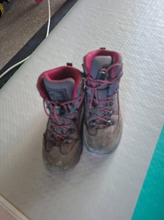 Chaussures hommes: Wanderschuhe – D'occasion à Herisau par mon_xl6w