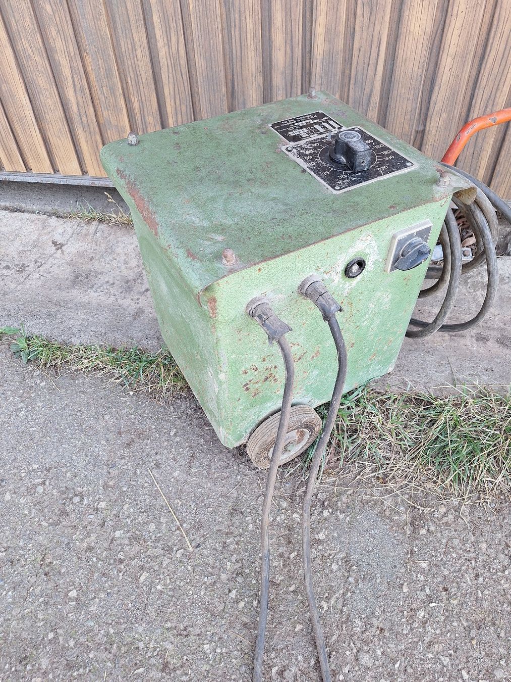 Postes à souder: Elektroden-Schweissgerät ab 1Fr. – Défectueux à Malters par Mondesi 1