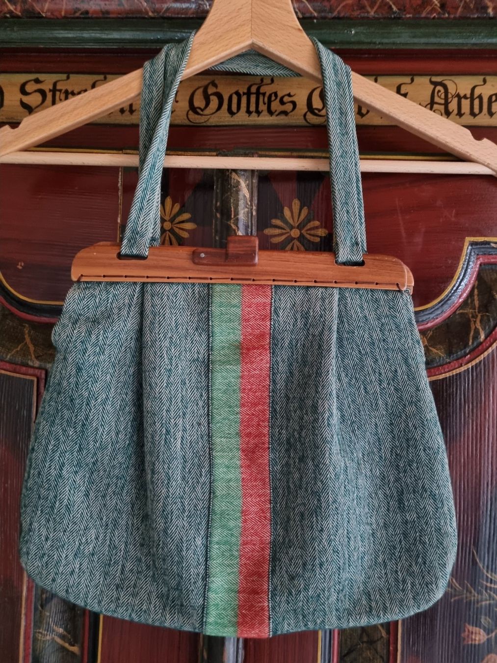 Robes: Entlebucher Sonntagstracht – D'occasion à Sörenberg par and_dy6g 1