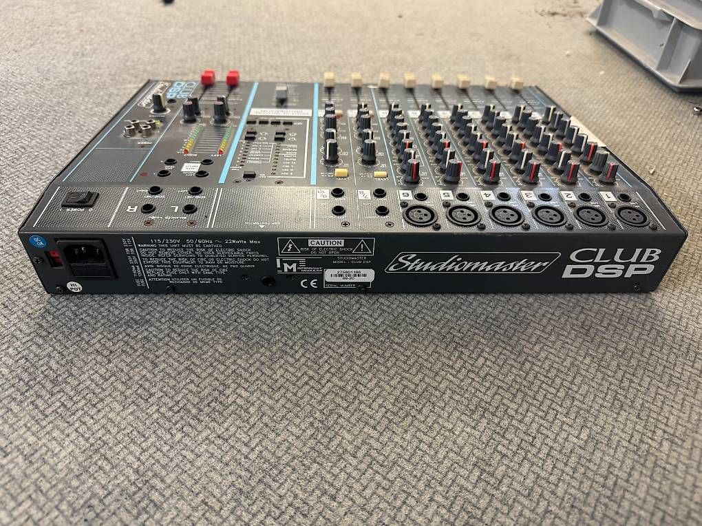 Console di mixaggio: Club DSP  Studiomaster – Usato da Bretigny-Morrens venduto da Lunatyk 1