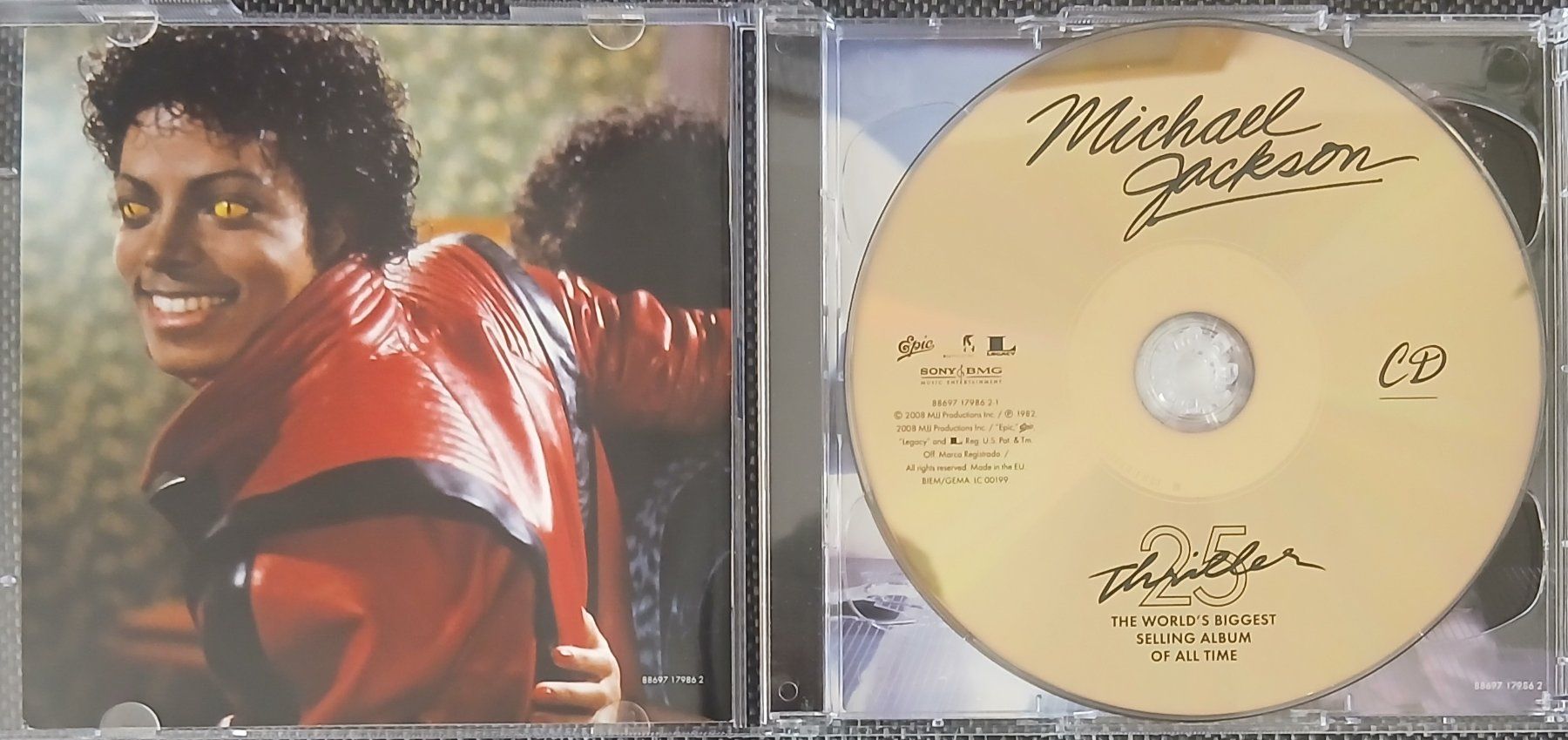 CD: Michael Jackson - Thriller 25 CD/DVD Jubiläumsedition mint – Usato da Dietikon venduto da mih_xsk8 1