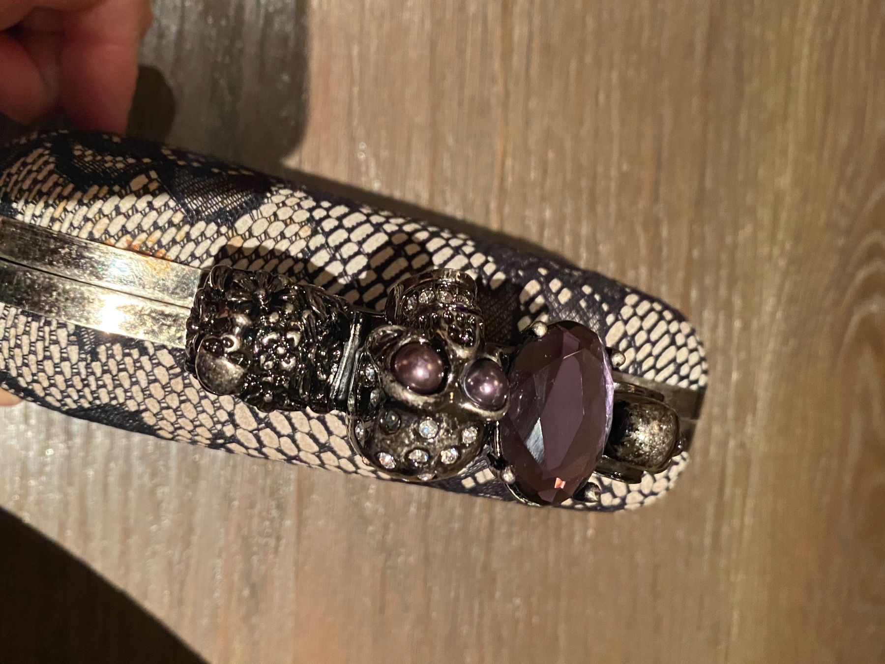 Alexander Mcqueen Taschen für Damen: Alexander McQueen clutch – Gebraucht aus Zollikon von ValeL 1