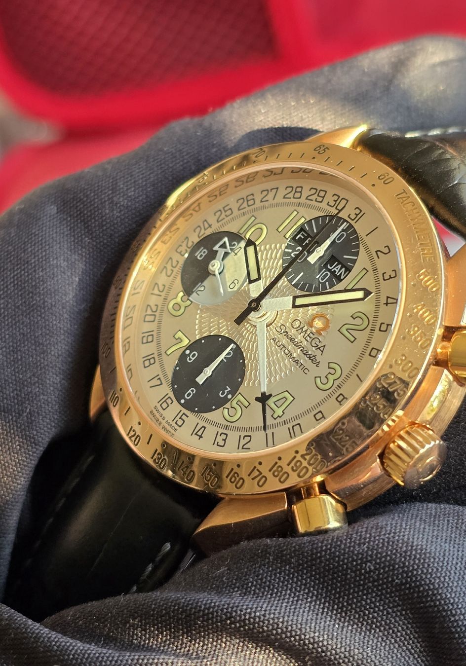 Omega Orologi: Omega Speedmaster Triple Date 18K Gold – Usato da Basel venduto da TimelessWanderer 4