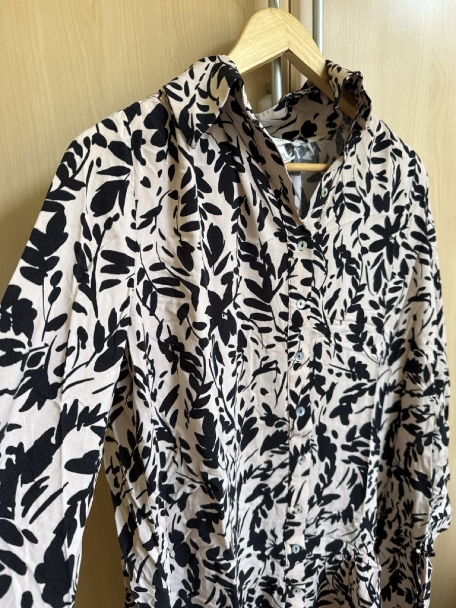 H&M Vestiti: H&M Lightweight and Stylish Dress – Usato da Zürich venduto da alessandra97_ 1