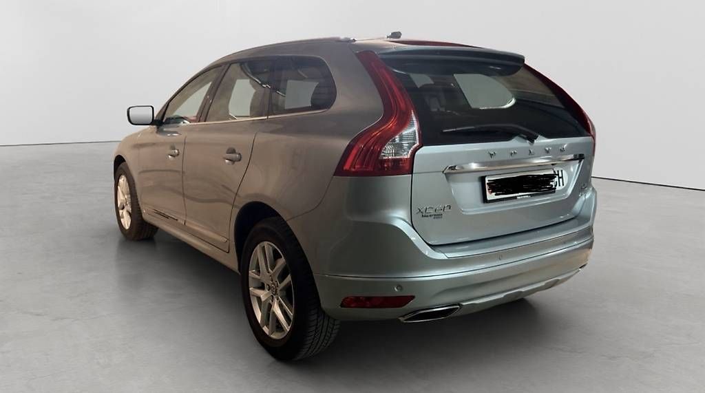 Automobili: Volvo XC60 D4 AWD Summum – Usato da Effretikon venduto da Cgoose 1