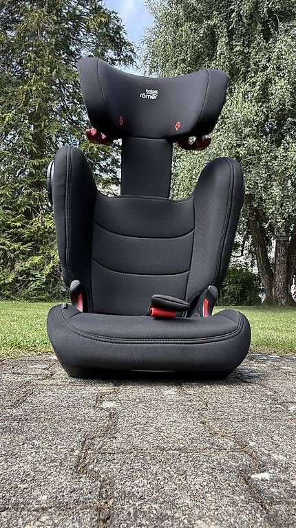 Britax Römer Seggiolini per auto: Kindersitz Römer Kidfix lll M – Usato da Münsingen venduto da nery44