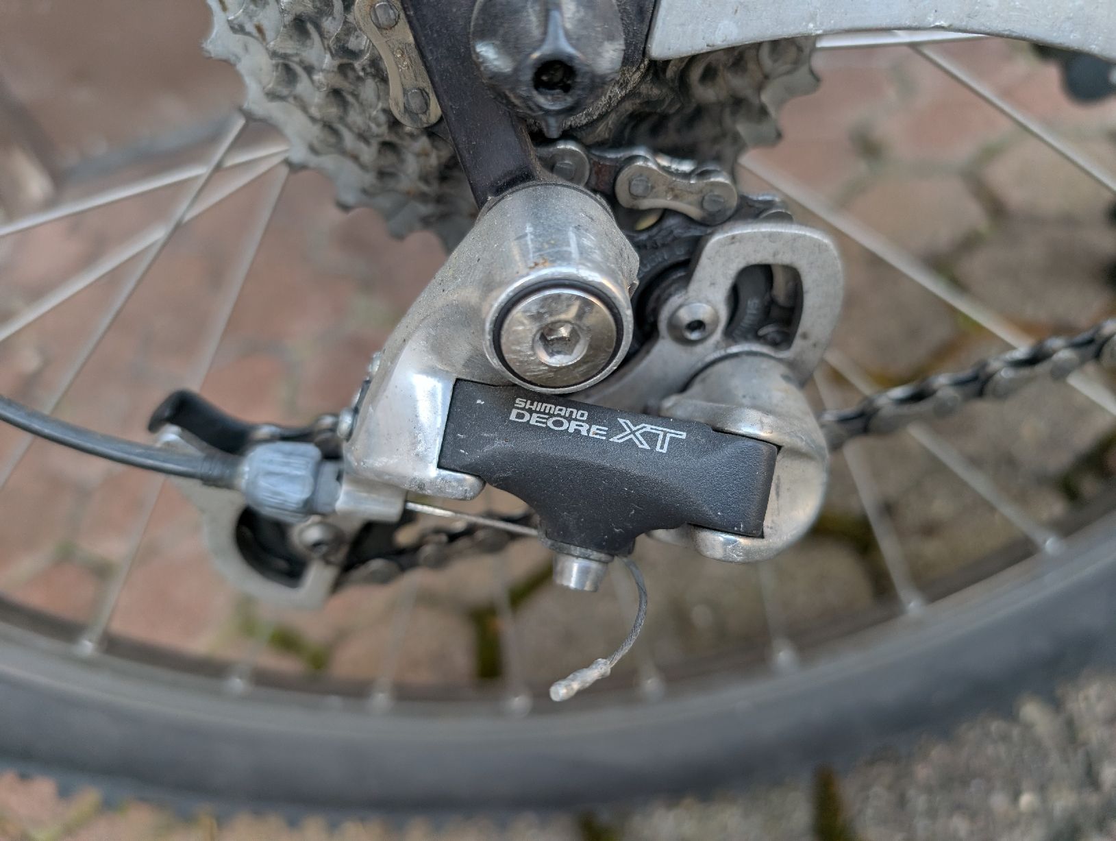 GT Biciclette: GT LTS 2 Fully Mountainbike – Usato da Cham venduto da Onneb1 2