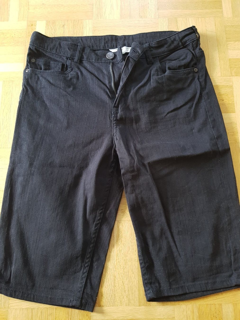 H&M Pantaloni: Jeans/Shorts – Nuovo (secondo la descrizione) da Horw venduto da Pfderi0