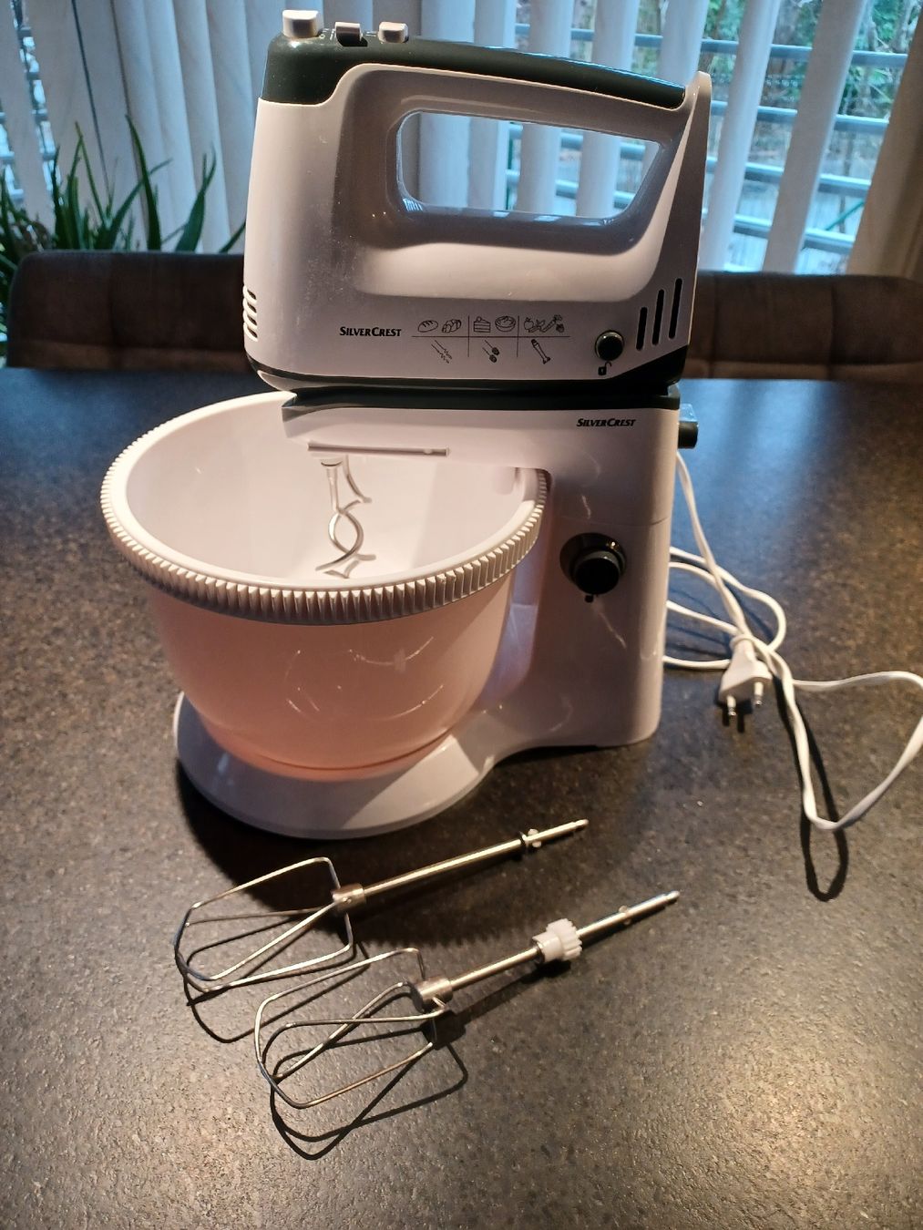 SilverCrest Elettrodomestici da cucina: Batteur electrique – Usato da Soyhières venduto da 5jm_5czl