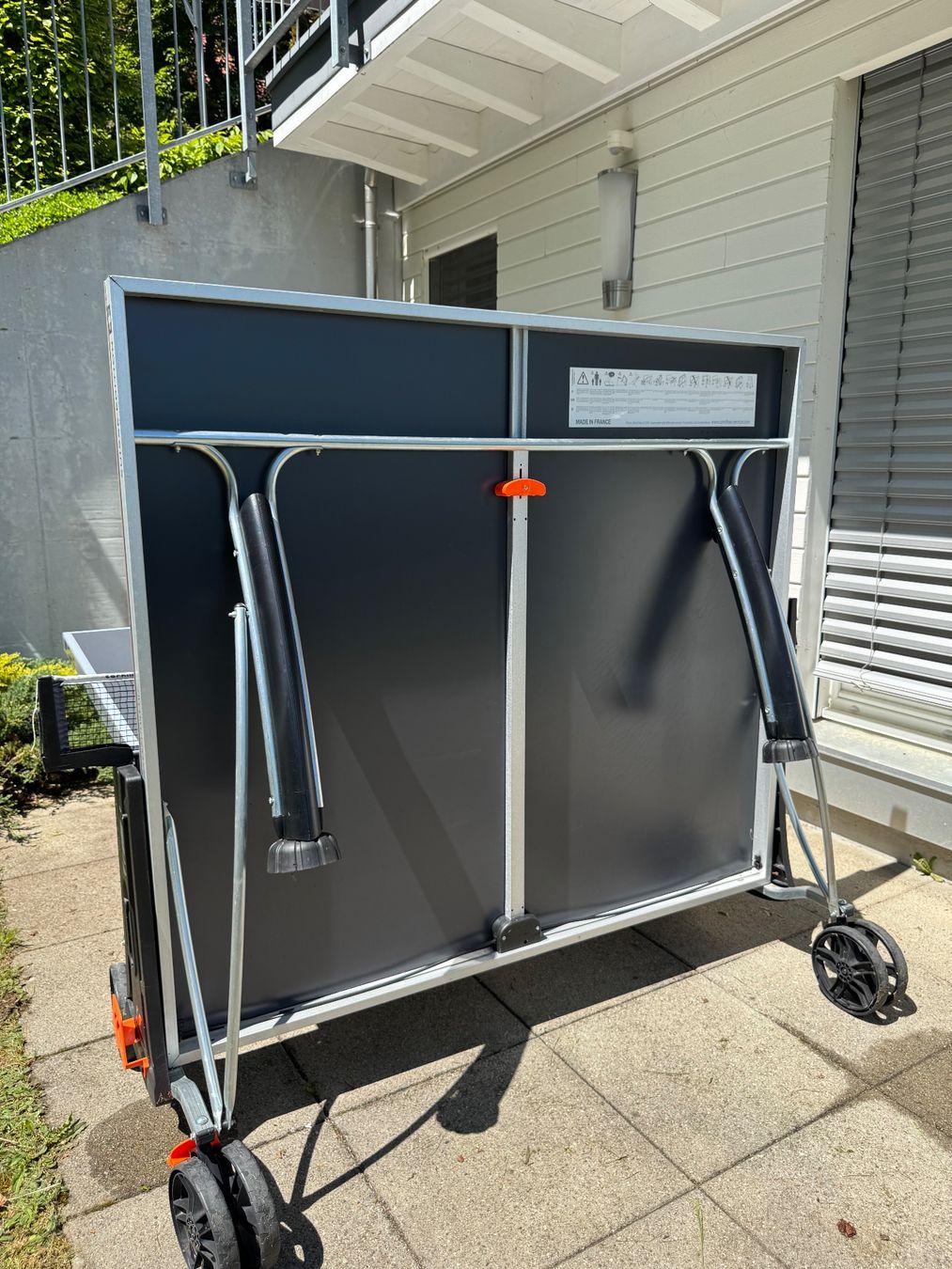 Cornilleau Tennis da tavolo: Table SUISSE EDITION CROSSOVER OUTDOOR – Usato da La Chaux-de-Fonds venduto da slishwardrobe 4