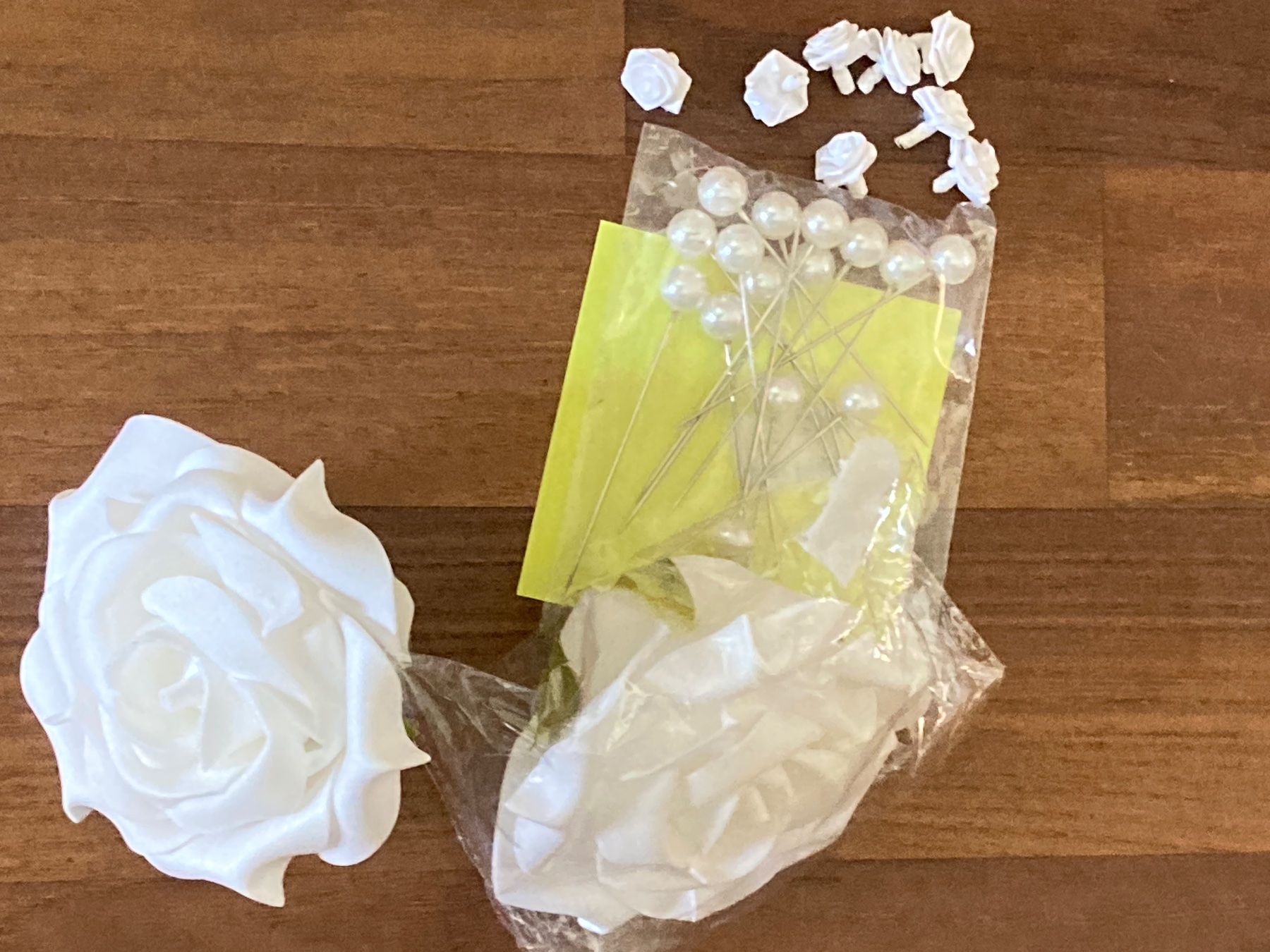 Tutte le decorazioni: Basteln Deko Rosen weiss – Usato da Kriens venduto da rabe010
