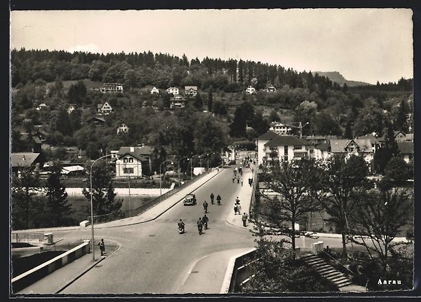 Cartoline postali: AK Aarau, Strassenpartie mit Passanten – Usato da Berlin venduto da bartko-reher
