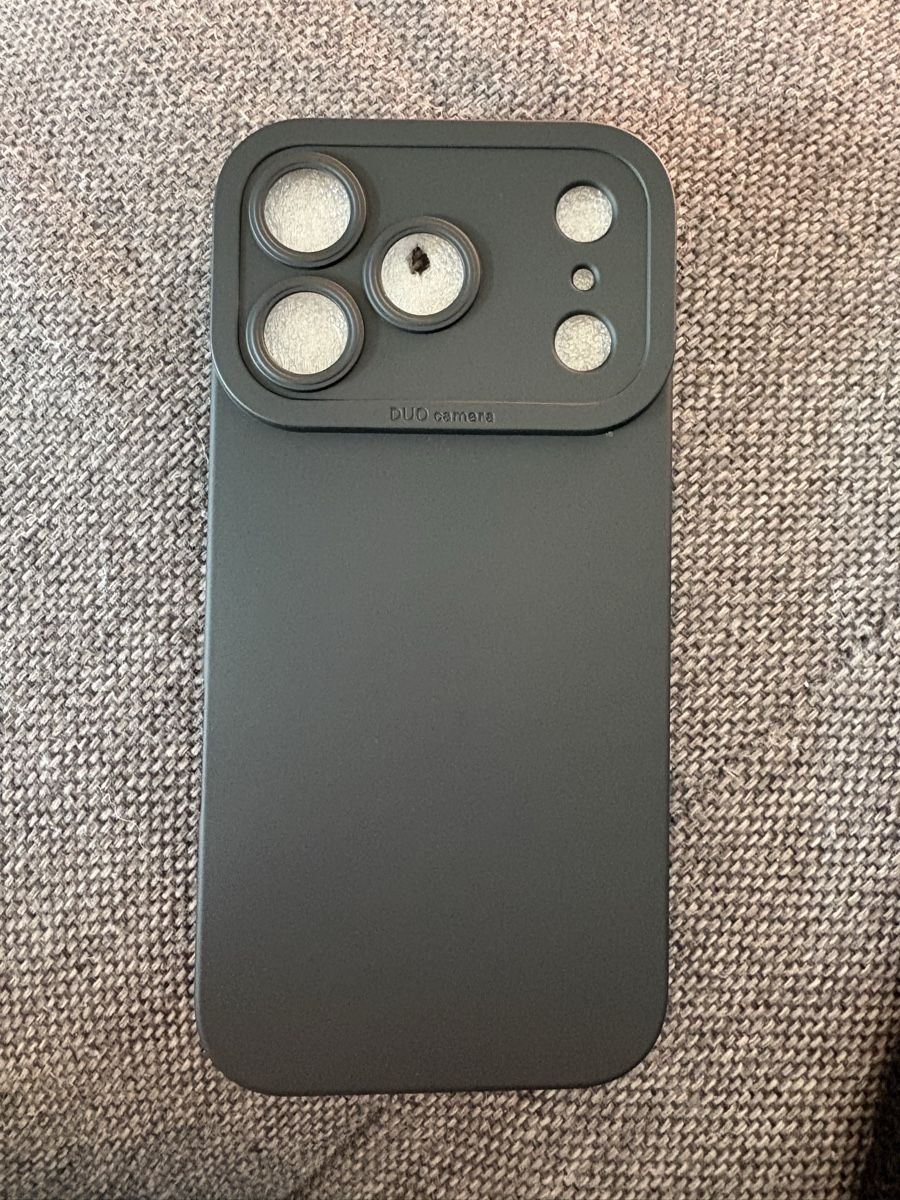 Cover & Protezioni schermo: iPhone 17 Pro Hülle NEU – Nuovo e nell'imballaggio originale da Therwil venduto da Migu84