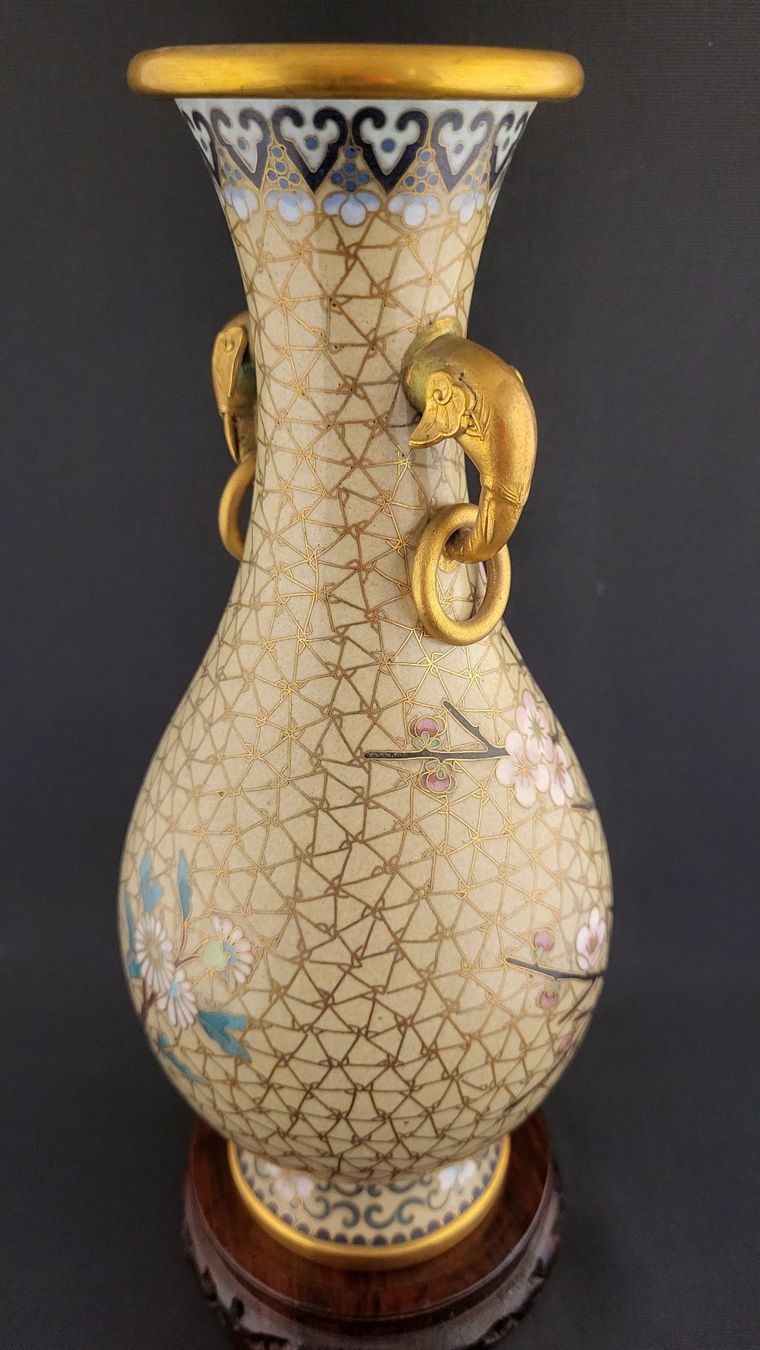 Vasen & Gefässe: Cloisonné Vase mit Elefanten-Köpfen – Gebraucht aus Basel von spinne02 3