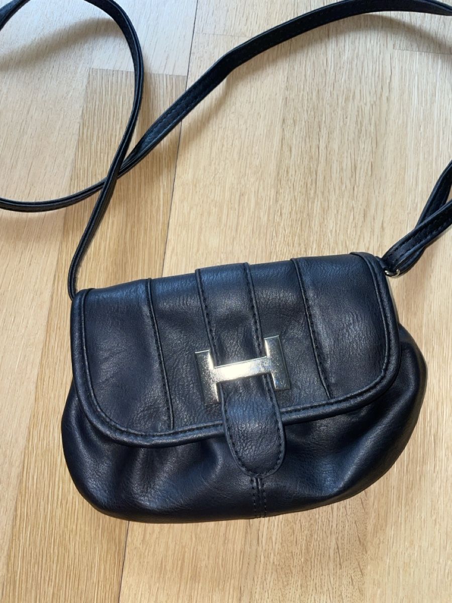 Borse da donna: Kleine, schwarze Umhängetasche  – Usato da Rüfenacht BE venduto da Edinas_shop 1