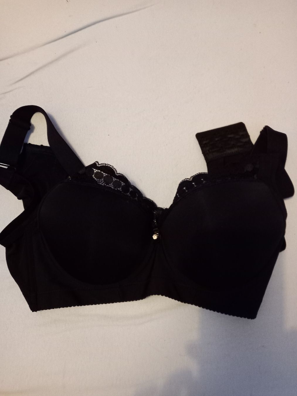 Altra biancheria intima: Schwarzer BH, Grösse 90B, mit Spitze – Nuovo (secondo la descrizione) da Aarburg venduto da chregi79 1
