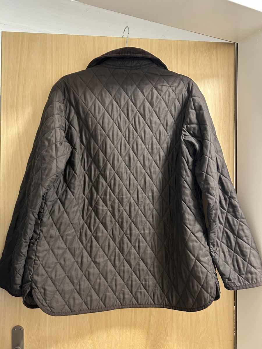 Barbour Giacche: Barbour Damen Steppjacke Gr. 38  – Usato da Affoltern am Albis venduto da BarbourB
