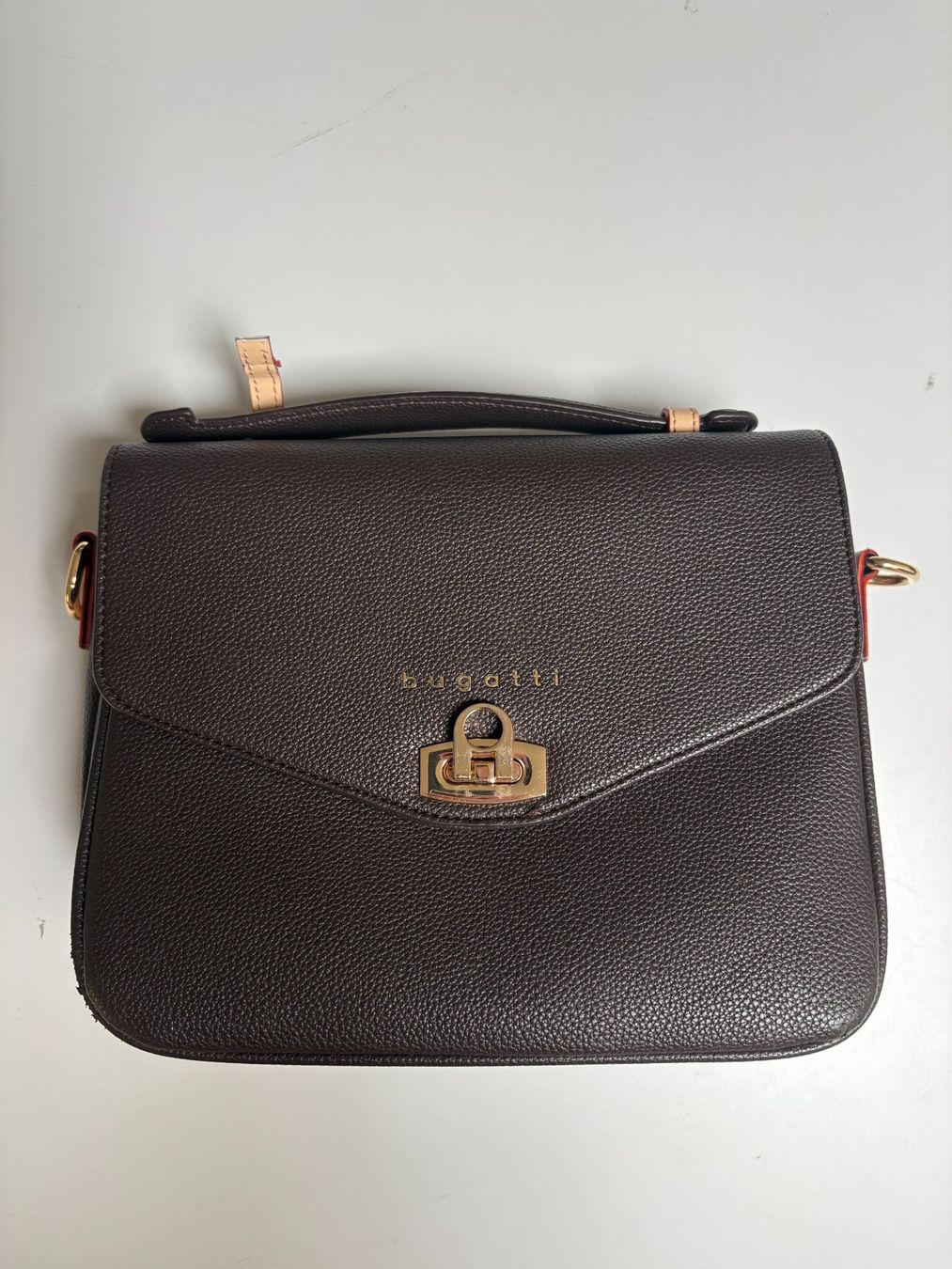Bugatti Borse da donna: Bugatti - Classic Bag Ella in Dunkelbraun – Usato da Zug venduto da isdach