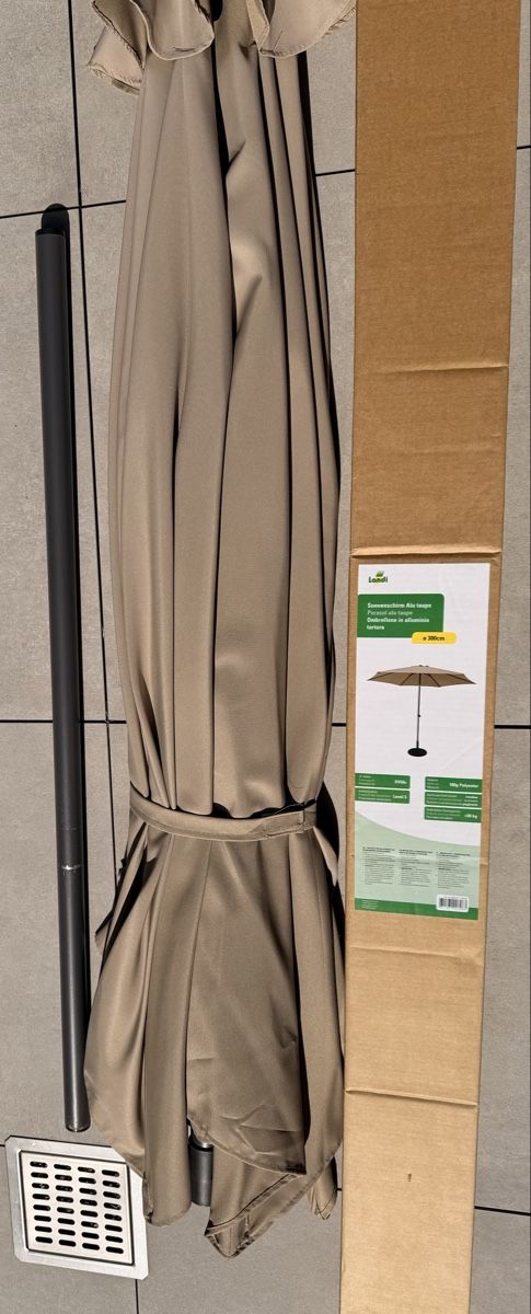 Sonnenschirme: Landi Sonnenschirm Alu taupe, 300cm Durchmesser! – Gebraucht aus Richterswil von giacometti222 5
