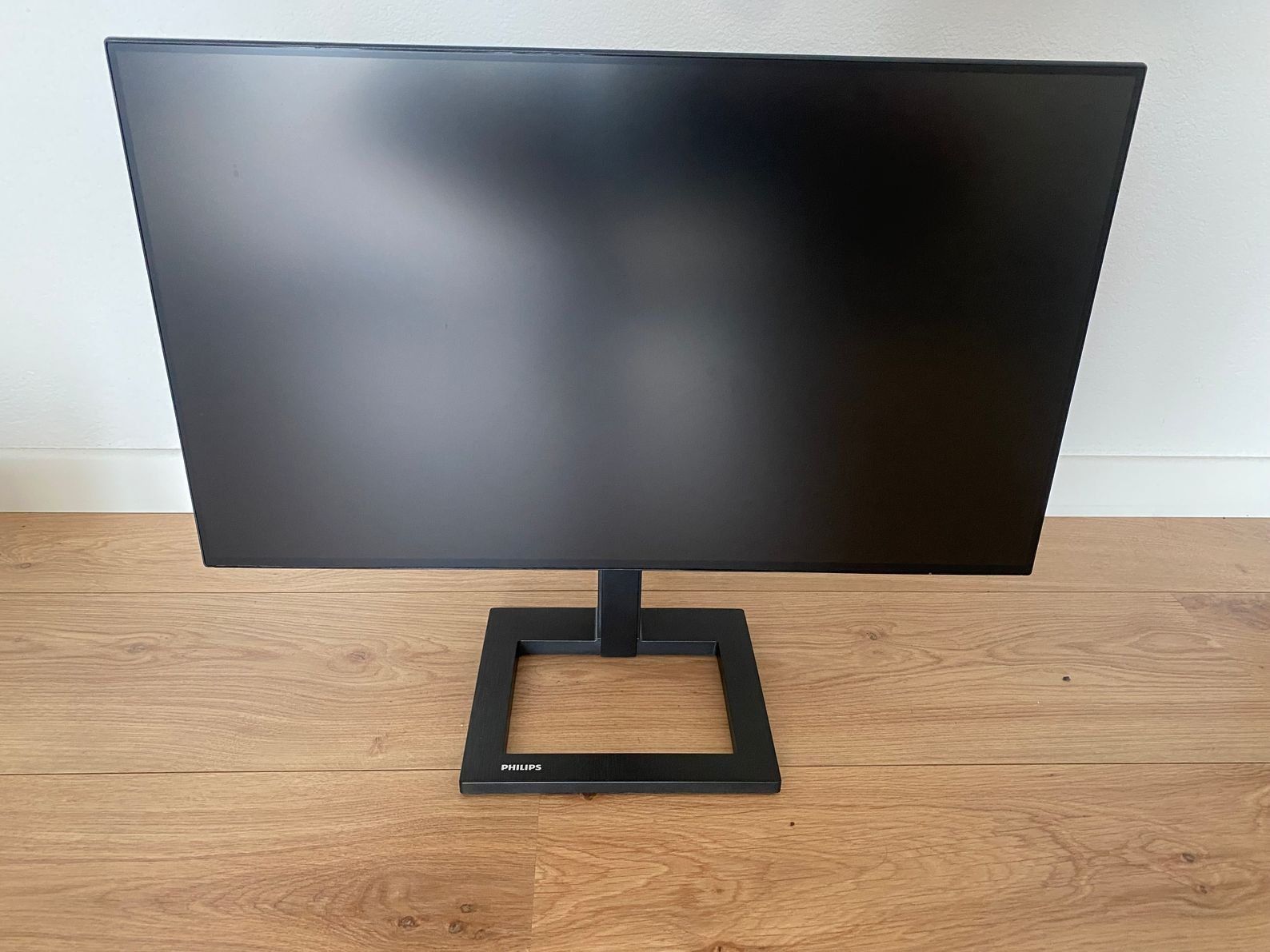 Monitor: 2 LCD Monitore von Philips 24 "/ Full HD inkl. 2 HDMI-Kabel – Usato da Bronschhofen venduto da sevi_luca 1