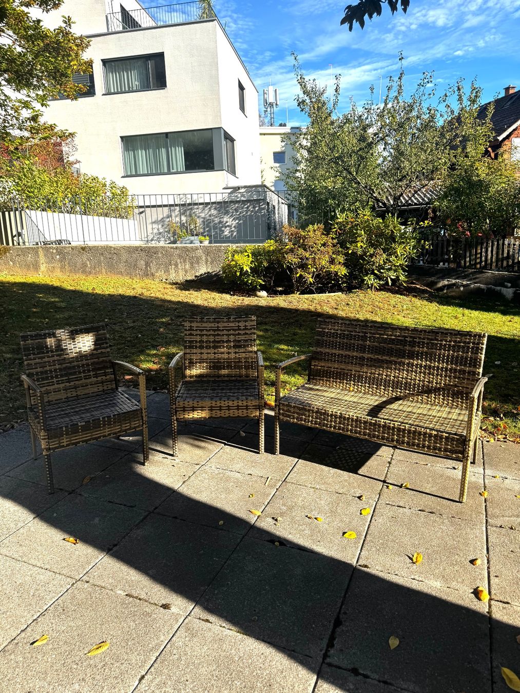 Tischset: Gartenmöbel Set – Gebraucht aus Effretikon von Lio_b23 1