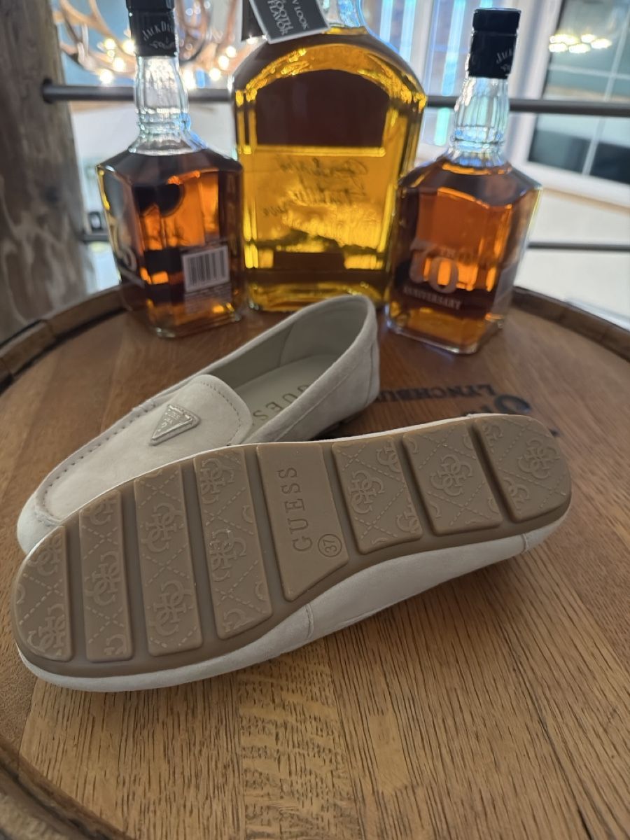 Guess Chaussures femmes: Guess Loafer Gr. 37 – Neuf (Voir description) à Muhen par NaRa-Fashion 1