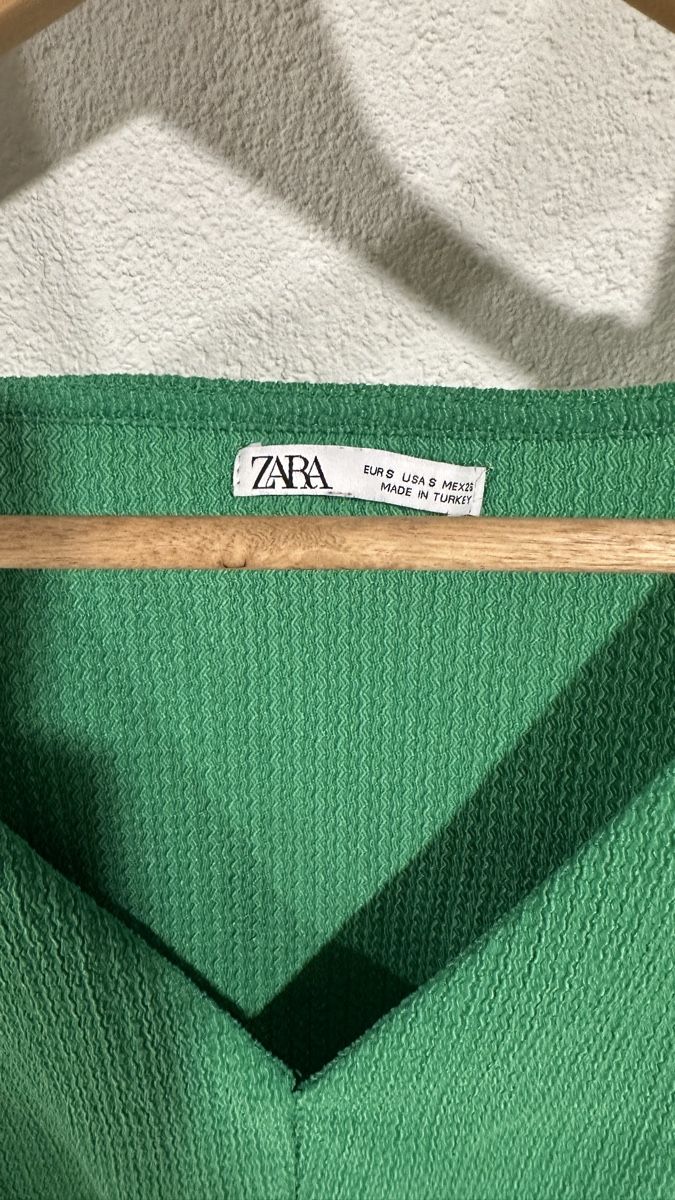 Zara Top: Zara Sunmer Top – Usato da Esslingen venduto da zcu_76s2 1