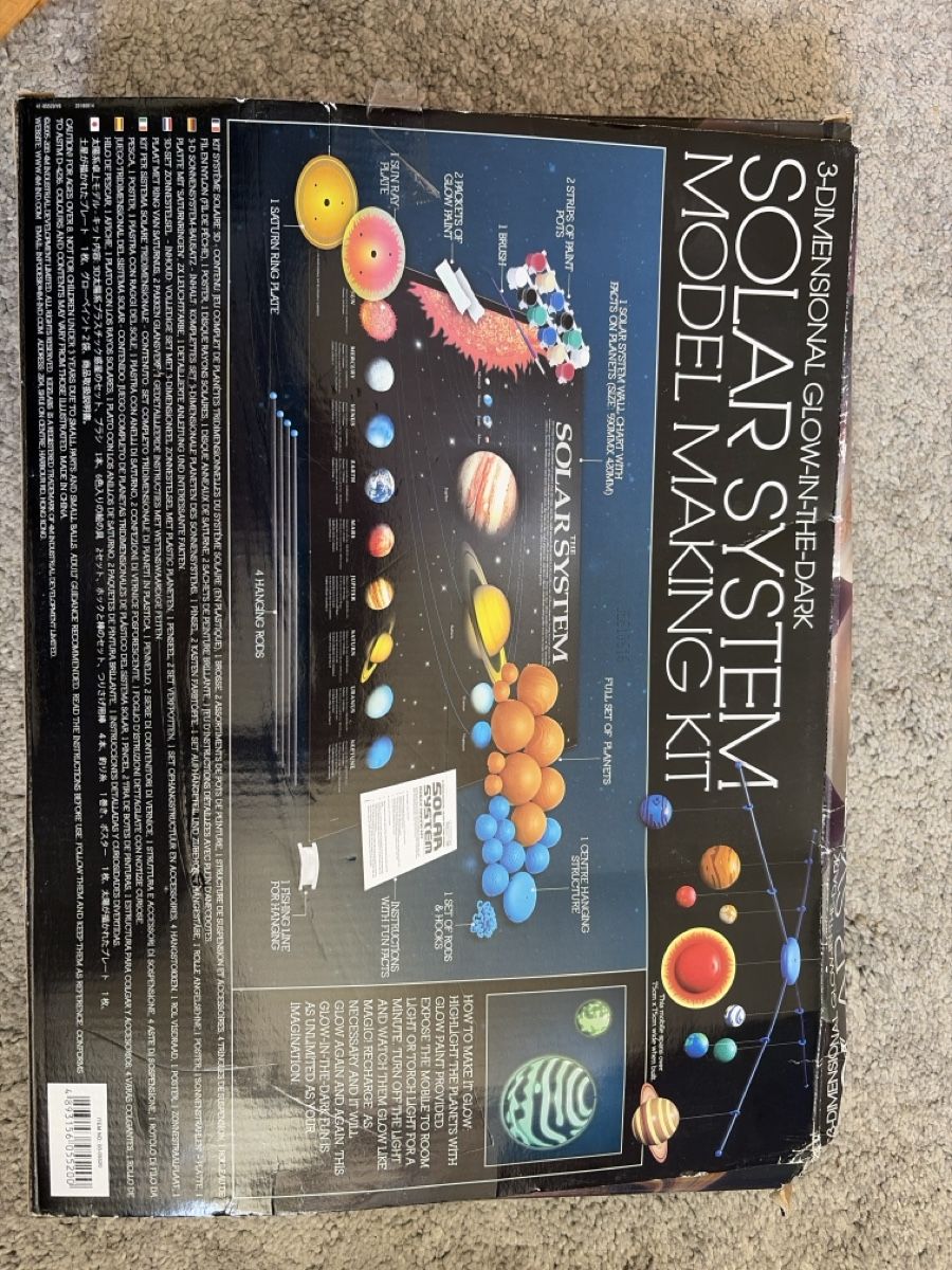 Kit di modellismo & Modellini statici: Glow-in-the-Dark Solar System Model Kit - Great Gift! – Nuovo (secondo la descrizione) da Herrliberg venduto da S.Renner 1