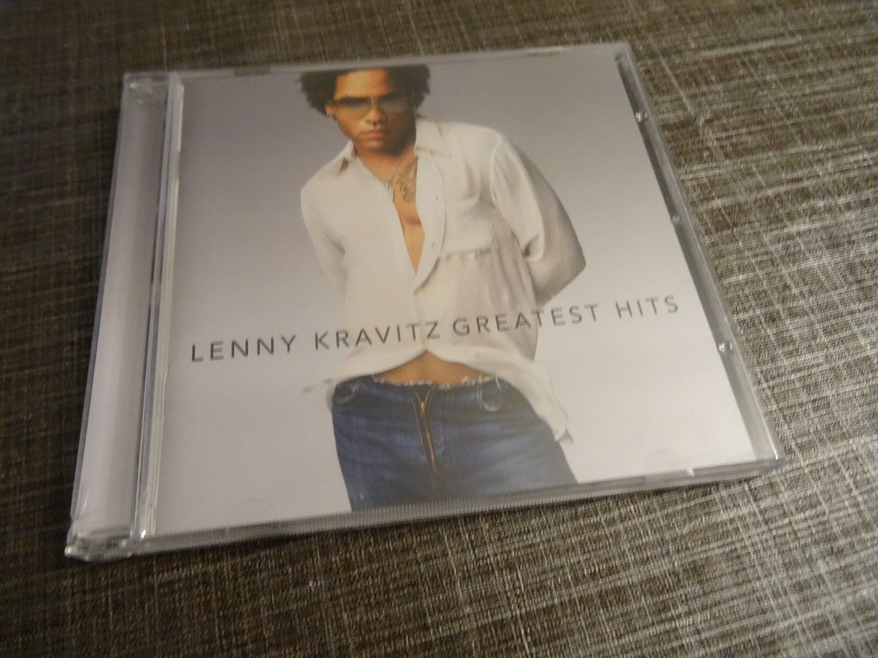 CD: Lenny Kravitz - Greatest Hits CD – Usato da Olten venduto da Disc-Ausverkauf