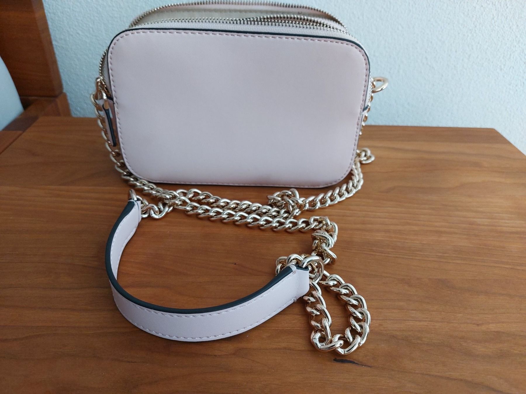Guess Borse da donna: GUESS Umhängetasche PU-Leder – Nuovo (secondo la descrizione) da Muri AG venduto da ReBoutique 6
