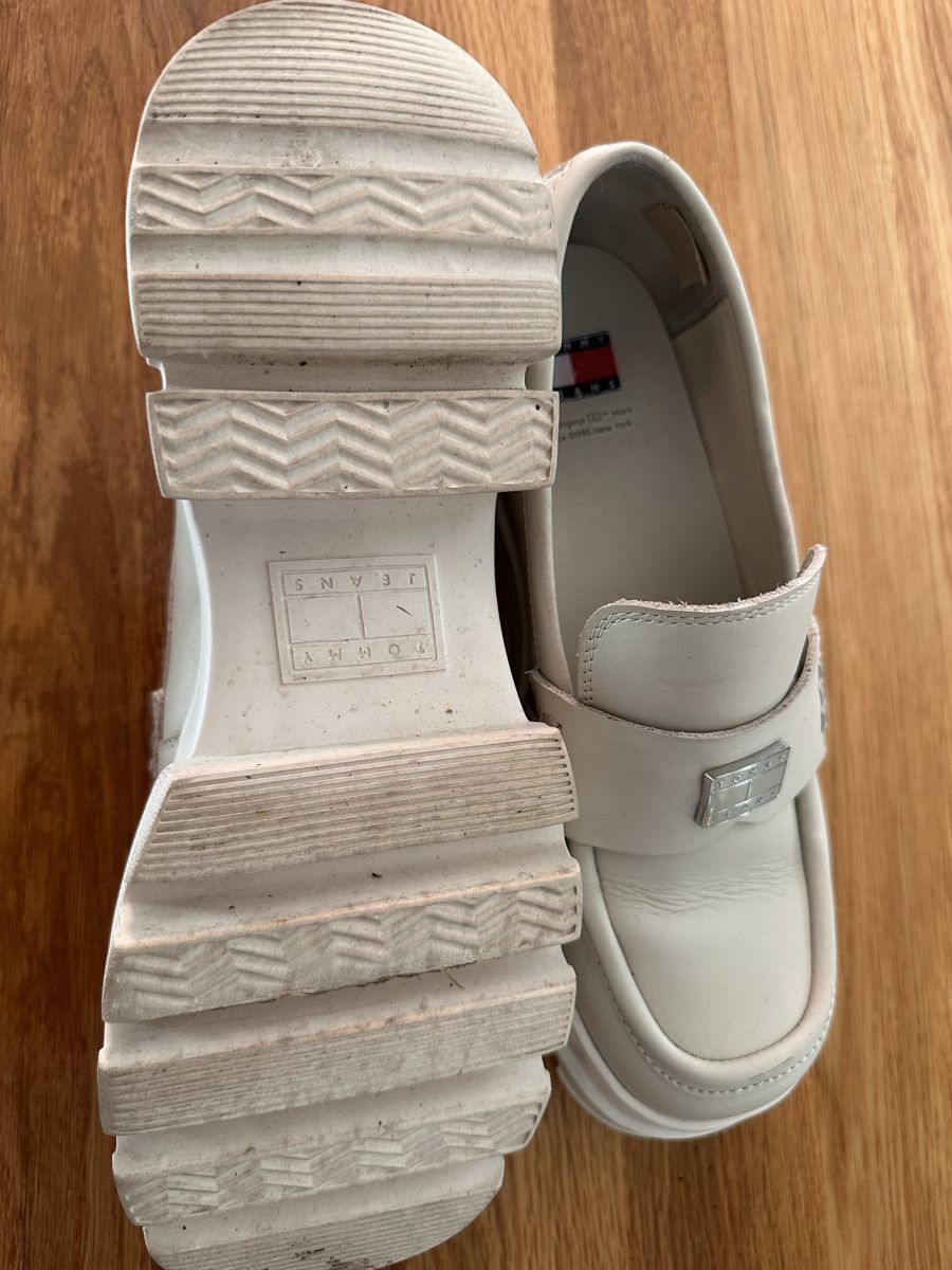 Tommy Hilfiger Scarpe da donna: Tommy Hilfiger - 38 - 15.- – Nuovo (secondo la descrizione) da Chessel venduto da Mor_val 1