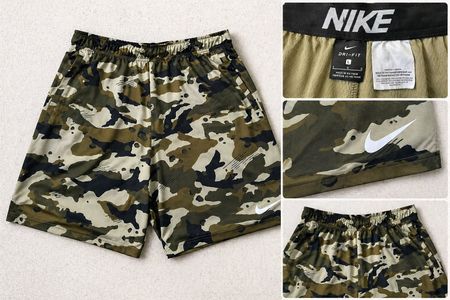 Under Armour Loose Shorts (Large)