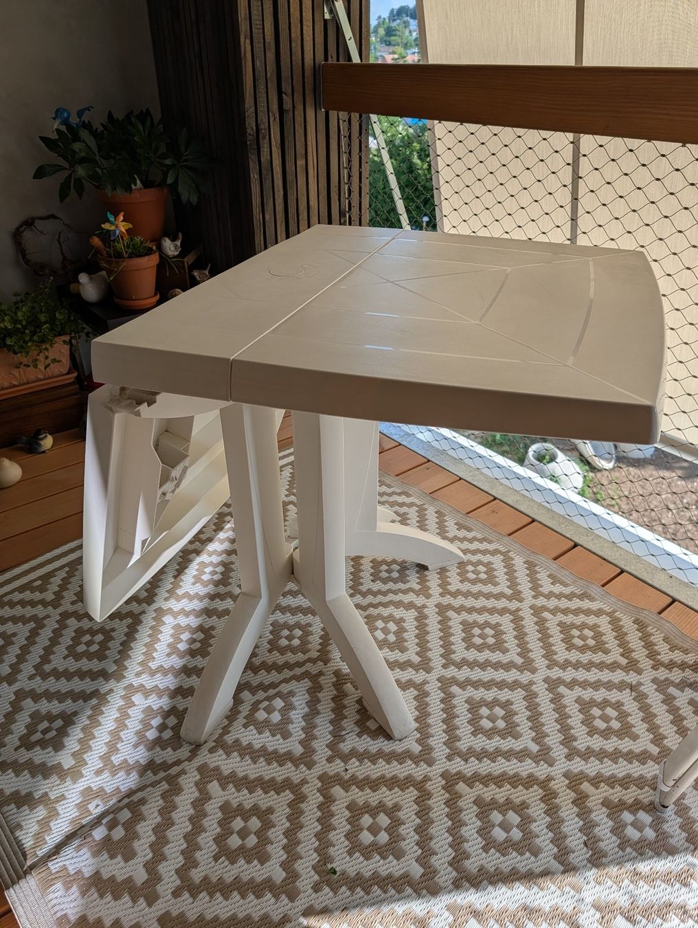 Set di tavolo e panche: 2 GARTENSTÜHLE UND 1 GARTENTISCH – Usato da Adliswil venduto da aisha1900 4