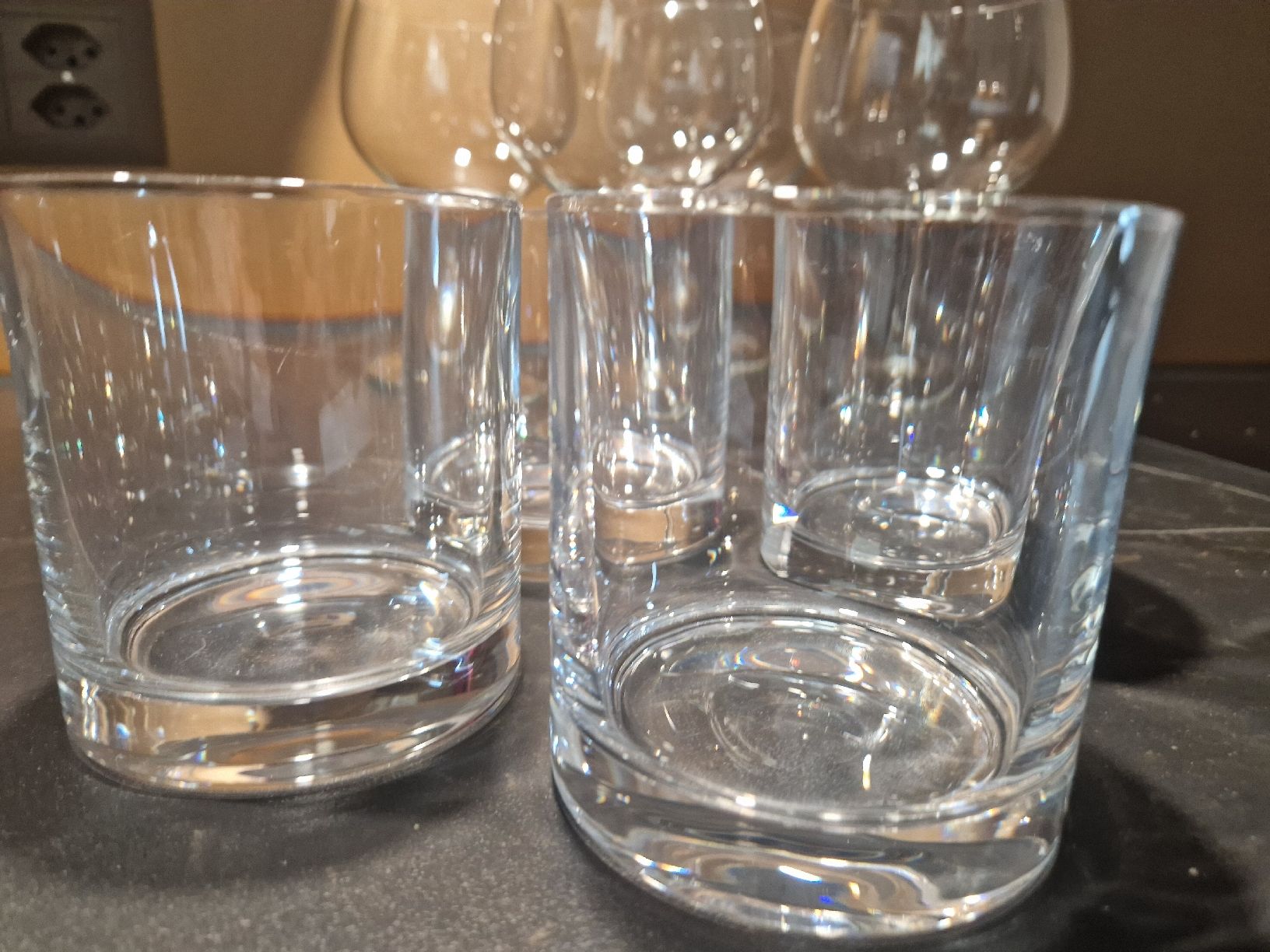 Bicchieri: 4 + 4 Cocktail-, Gin-, Whiskygläser – Usato da Lichtensteig venduto da Cocabana_16 1