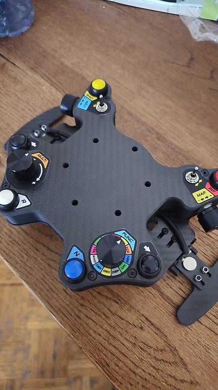 Controller: Volant simracing – Nuovo e nell'imballaggio originale da Lausanne venduto da pat_6plk 1