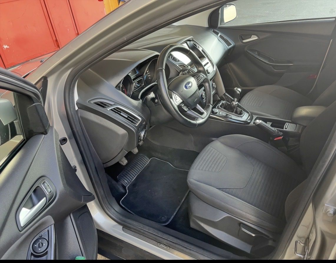 Ford Automobili: Ford Focus 1.0SCTI Titanium – Usato da St. Margrethen SG venduto da rah_667g 4