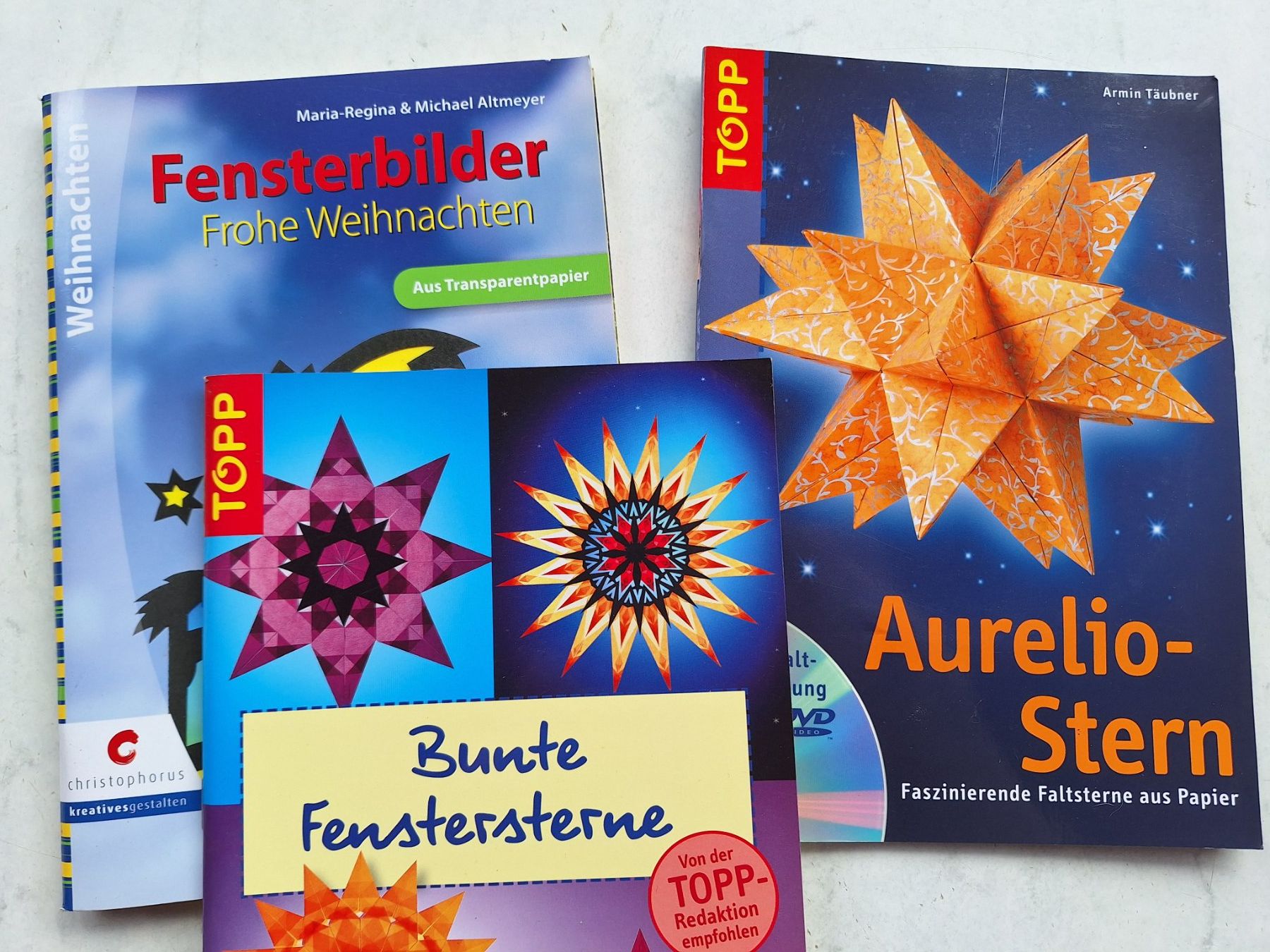 Riviste & Magazine: 3 STK BASTELHEFTE – Nuovo (secondo la descrizione) da Huttwil venduto da Kunterbuntli