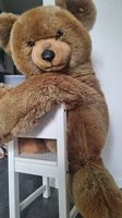 Hochwertiger Plüschbär (90 cm) der Marke Steiff