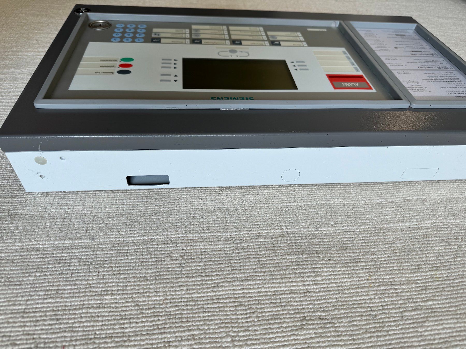 Siemens CERBERUS BEDIENTERMINAL CT11 BMZ B3Q686 (Gebraucht) in Trimbach ...
