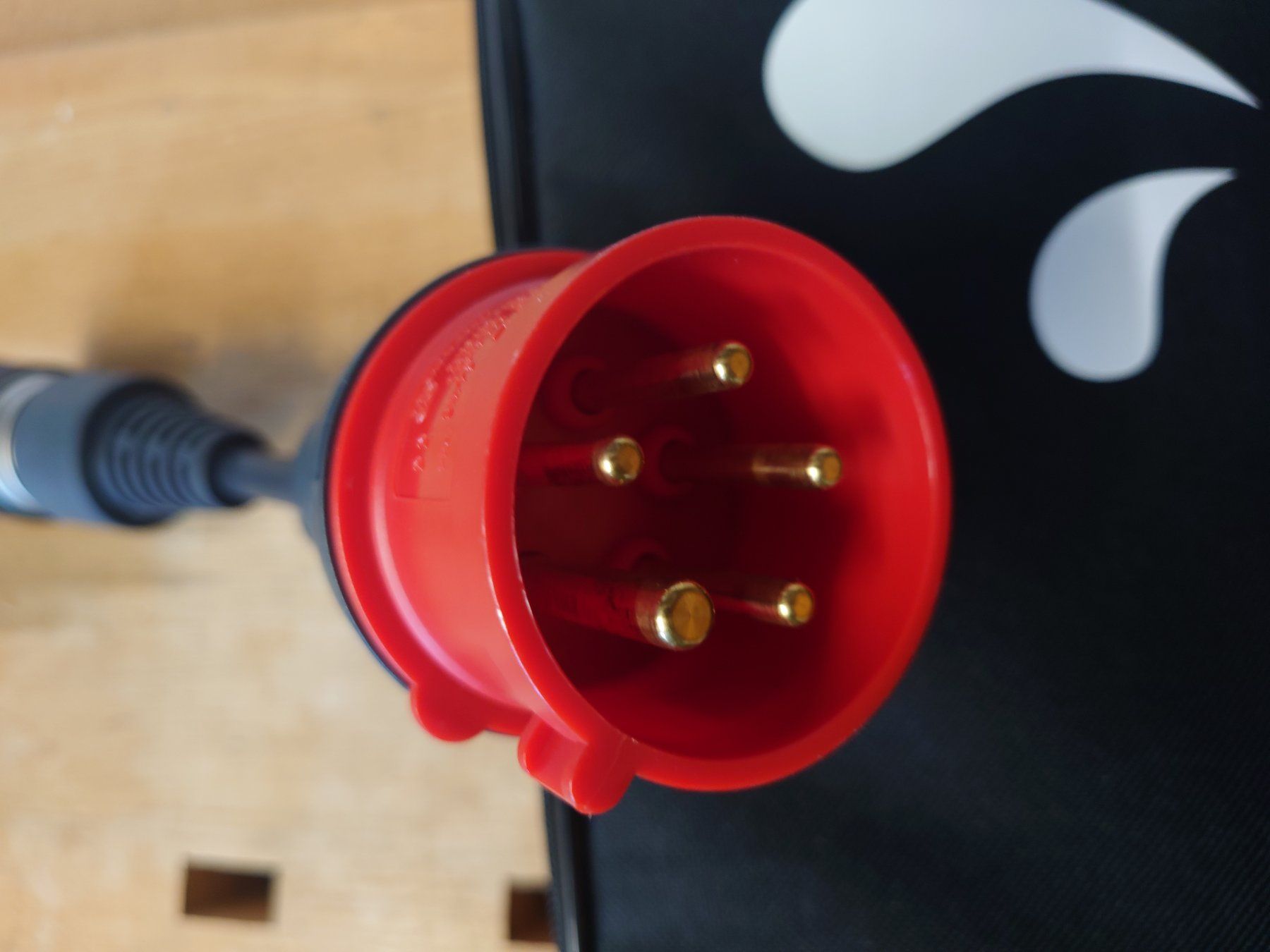 Juice Caricabatterie: Juice Booster 2 Ladegerät inkl. 2 Adapter – Usato da Inkwil venduto da muneli81 2